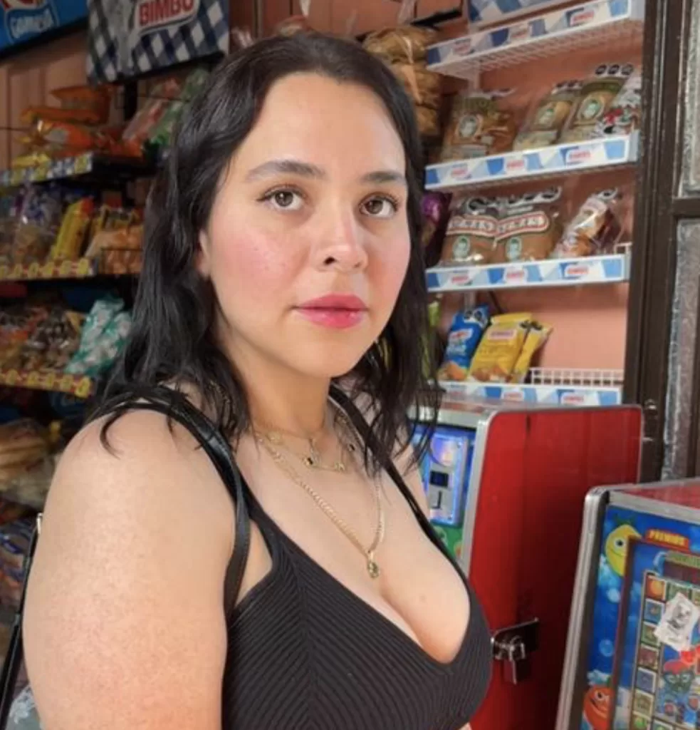 Alya Sanchez XXX store photo